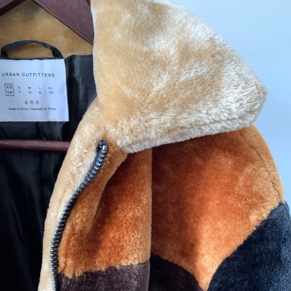 UO Faux Fur Jacket - Picture 3 of 4